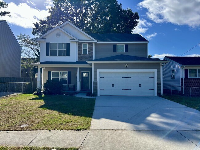 Primary Photo - 5025 Krick St