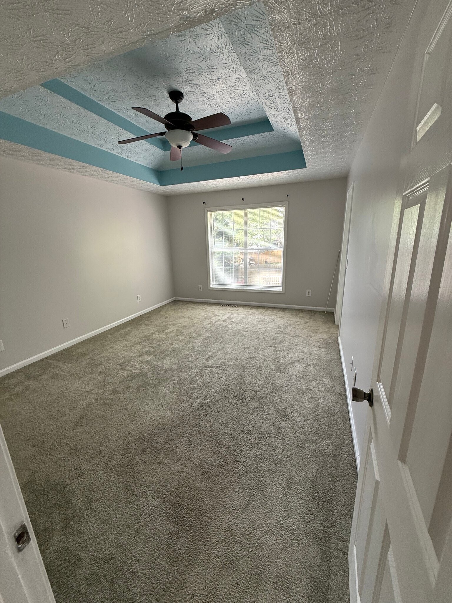 Building Photo - 5600 Sugar Crossing Dr