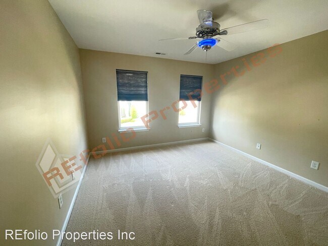 Building Photo - 3 br, 2.5 bath House - 106 Courts Garden Way