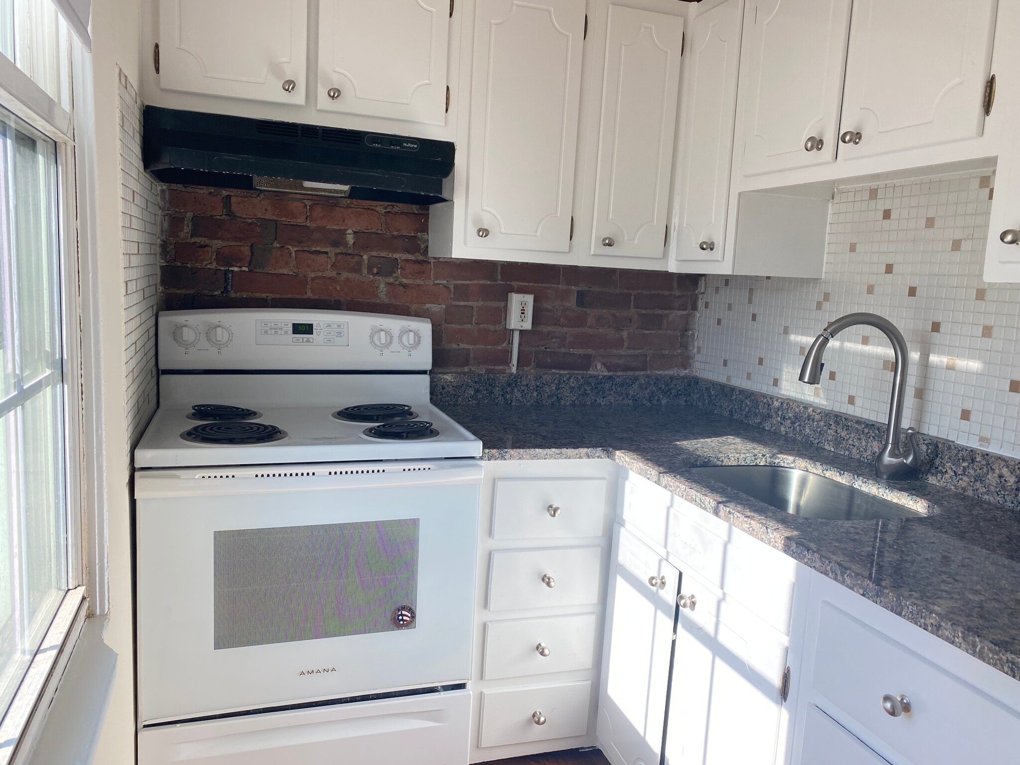 Building Photo - 46 S Huntington Ave