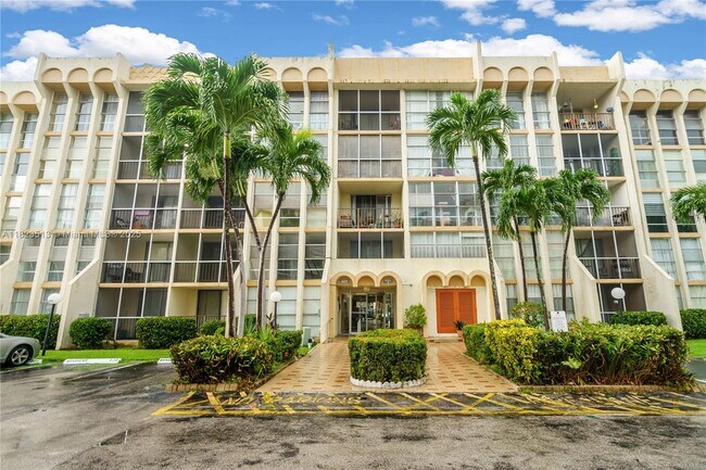 Building Photo - 601 Three Islands Boulevard