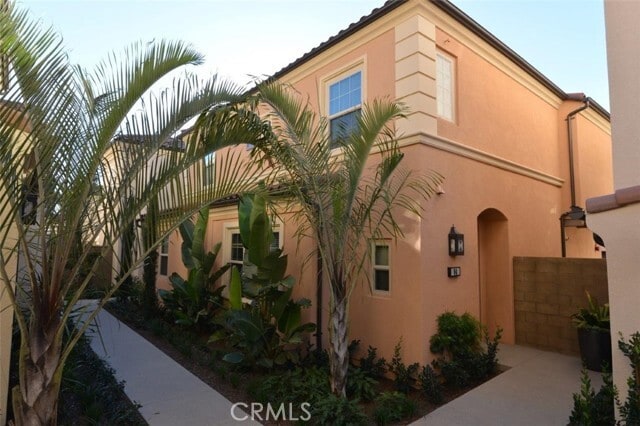 Building Photo - 94 Strawberry Grove