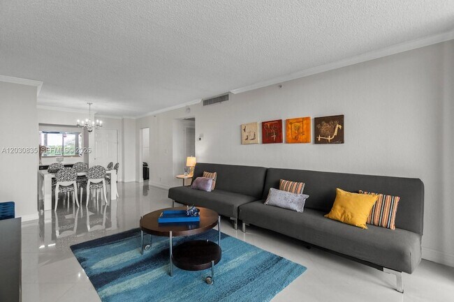 Building Photo - 2501 S Ocean Dr