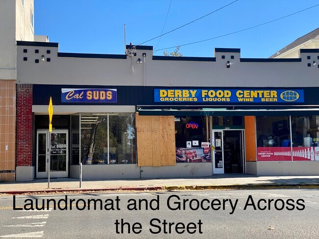 Building Photo - 2699 Derby St