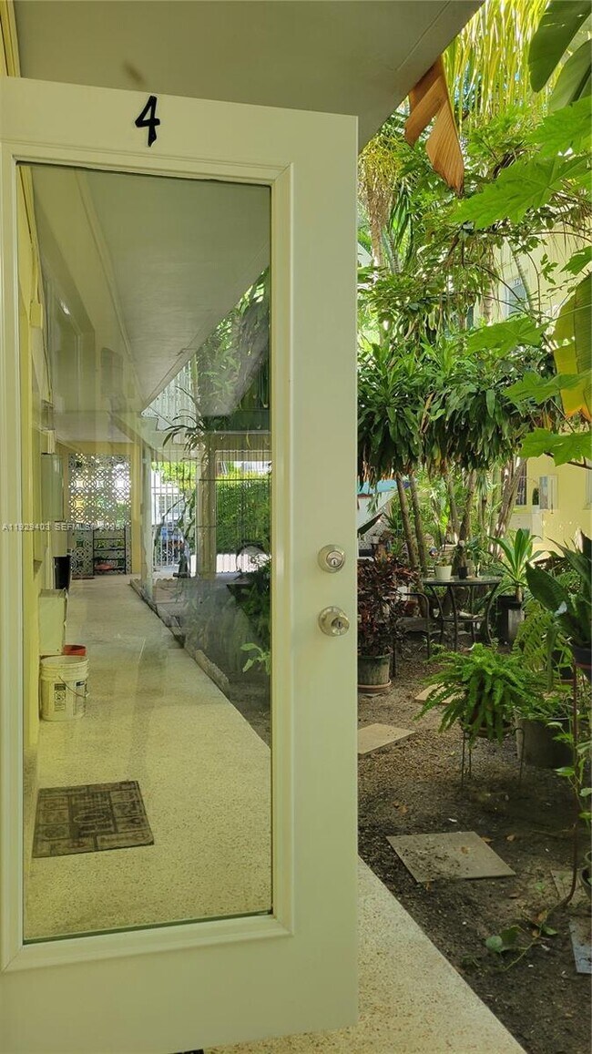 Building Photo - 655 Meridian Ave