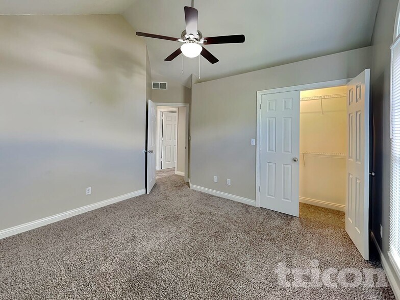 Building Photo - 3279 Wheaton Ct