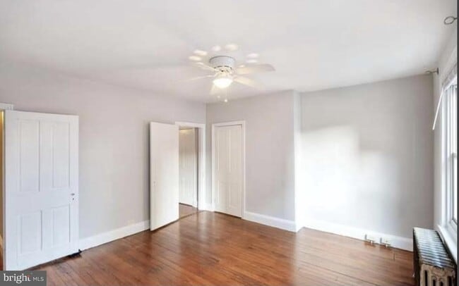 Building Photo - 726 S 16th St