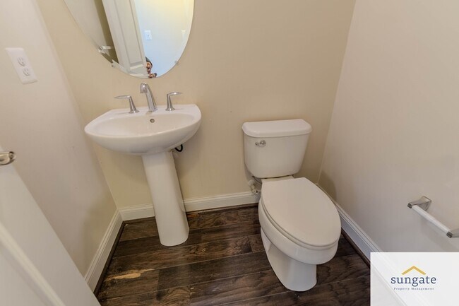 Building Photo - 5757 Richards Valley Rd