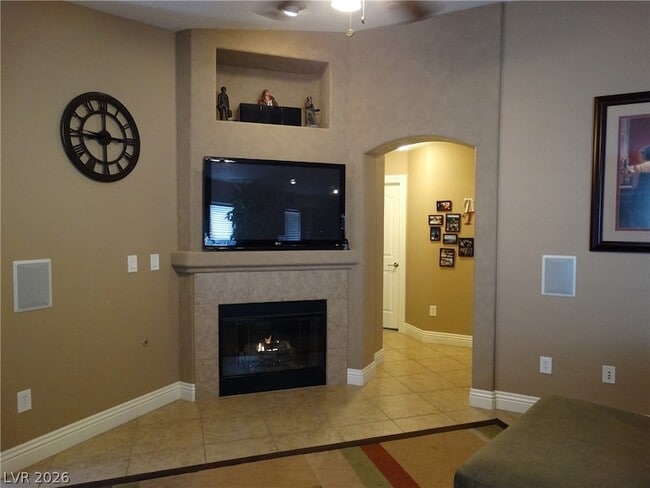 Building Photo - 4445 Meadowlark Wing Way