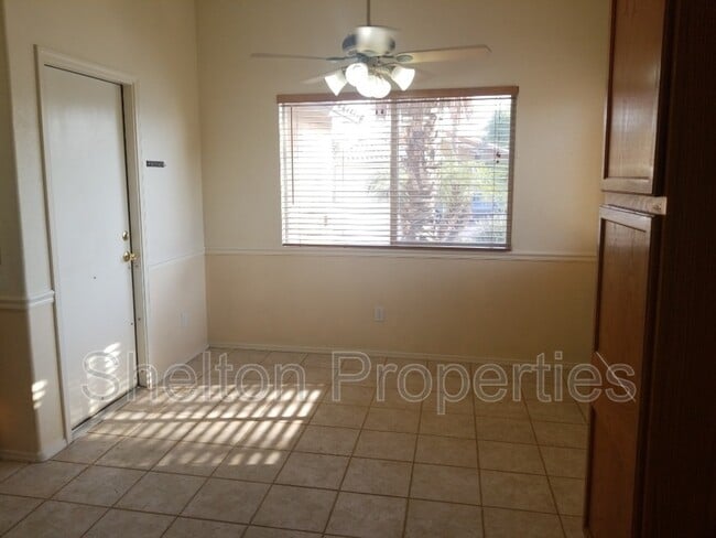 Building Photo - 16105 W Hadley St