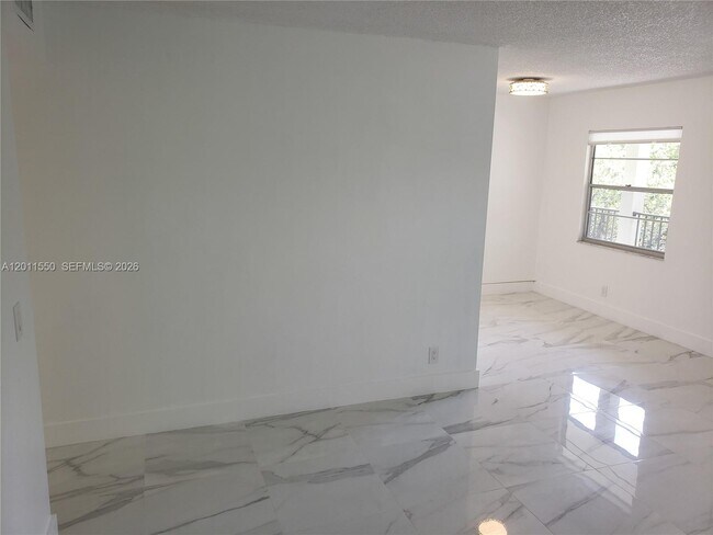 Building Photo - 13255 SW 7th Ct