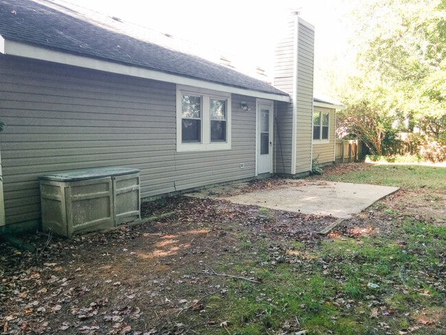 Building Photo - Charming 3-Bedroom Ranch on a Cul-de-Sac! "ASK ABOUT OUR ZERO DEPOSIT"