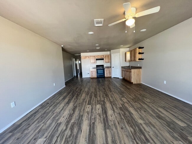 Building Photo - Modern, newer build, large backyard!
