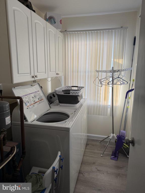 Building Photo - 7608 Heritage Dr