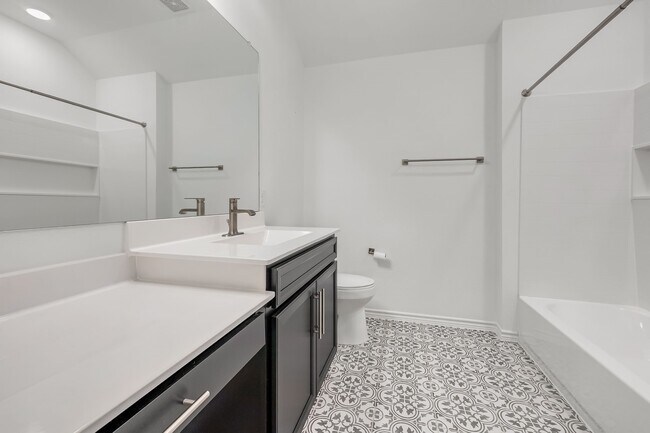 Building Photo - 15702 Rosemary Hl Ln