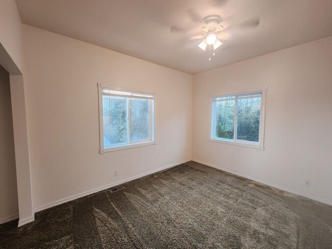 Building Photo - Easy access to the Birch Bay Coastline! La...