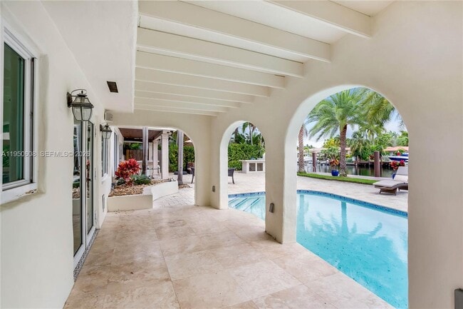 Building Photo - 12515 Palm Rd