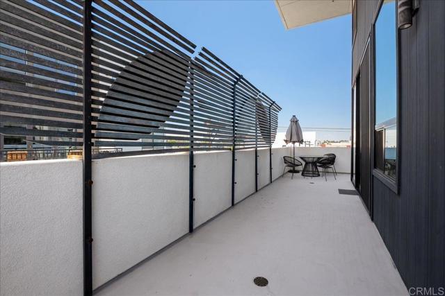 Building Photo - 3047 N Park Way