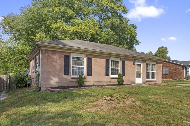 Building Photo - Welcome to your gorgeous new home!