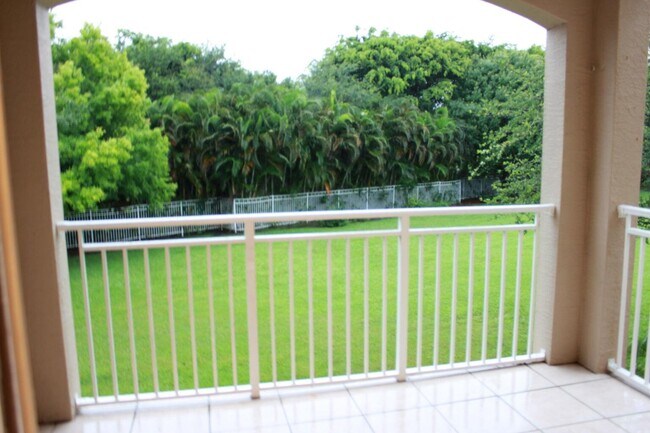 Building Photo - 6458 Emerald Dunes Dr