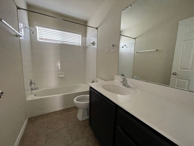 Building Photo - 9514 Fratelli Court
