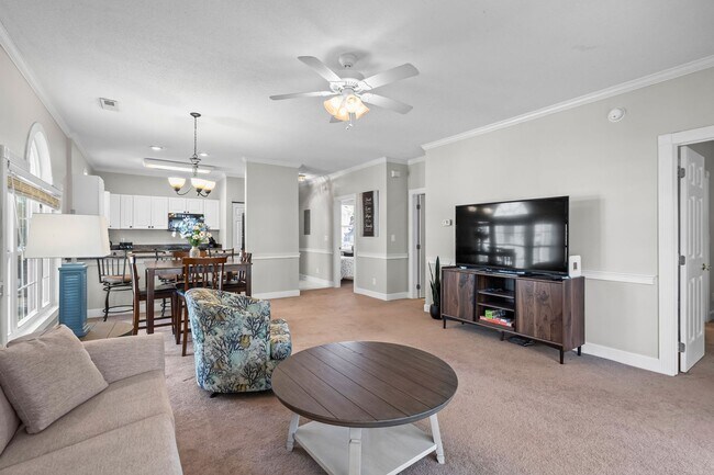 Building Photo - 686 Riverwalk Dr