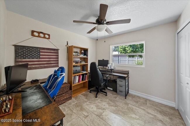 Building Photo - 2740 Dutton Dr