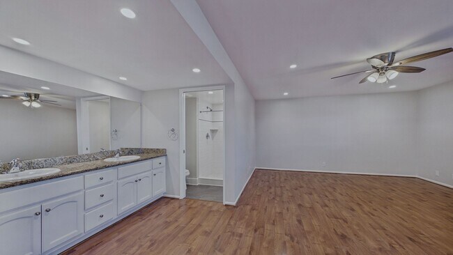Building Photo - 1304 Mountain Ave