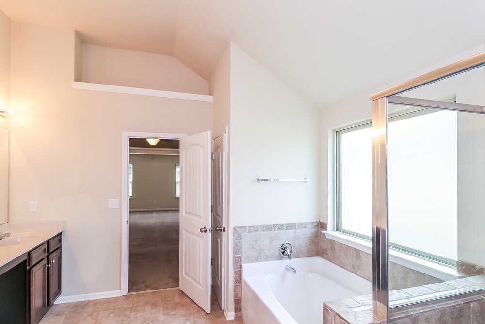 Building Photo - 4710 Cabrini Pl