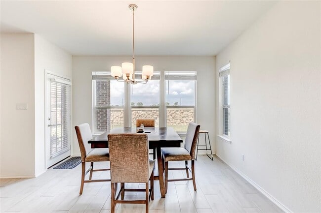 Building Photo - 3712 Forino Dr