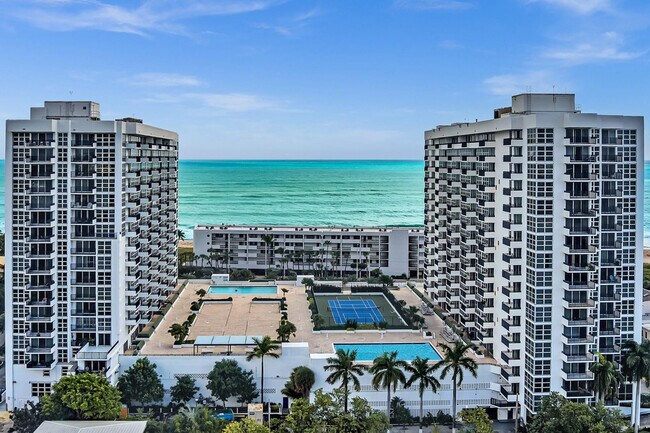 Building Photo - 525 N Ocean Blvd