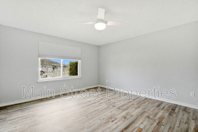 Building Photo - 9075 Caribbean Dr