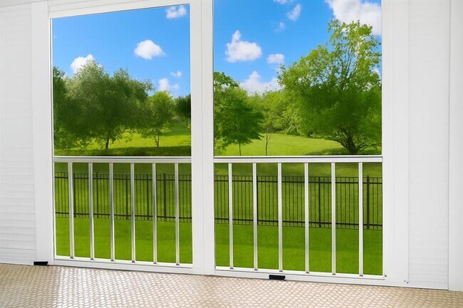 Building Photo - 950 Hillcrest Dr