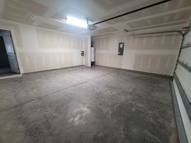 Building Photo - Welcome to our brand new 4-bedroom, 2-bathroom home located in the charming community of Castle H...