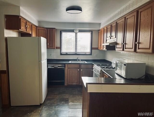 Building Photo - 199 Fairgreen Dr