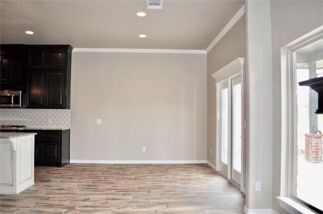 Building Photo - 3217 Briargate Rd