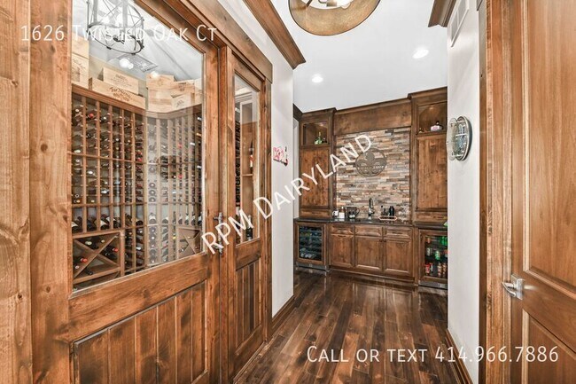Building Photo - 1626 Twisted Oak Ct
