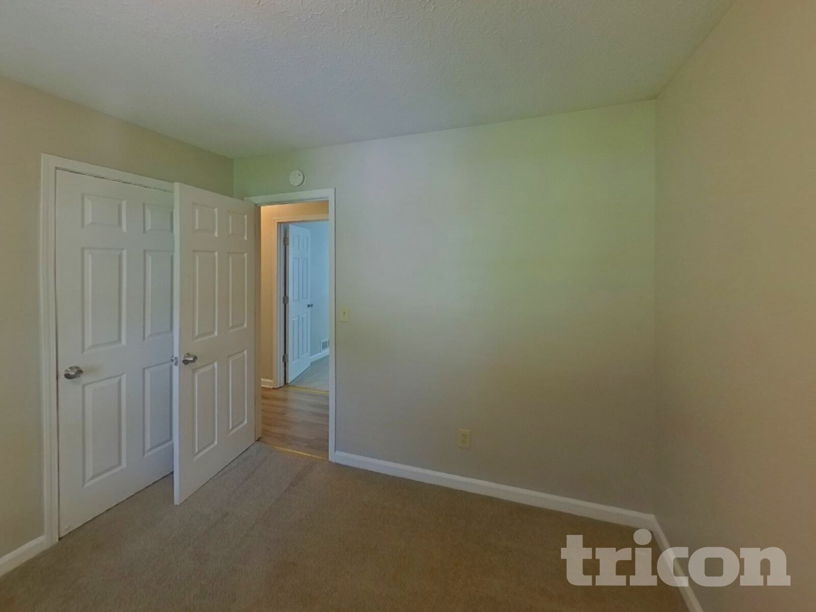 Building Photo - 120 Elberta Dr