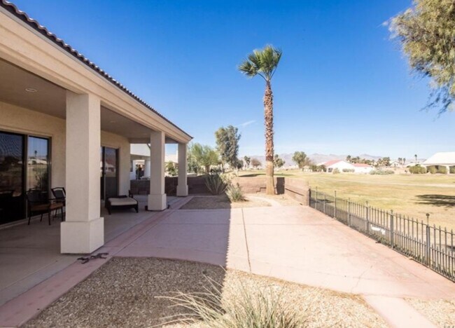 Building Photo - 1961 E Lipan Blvd