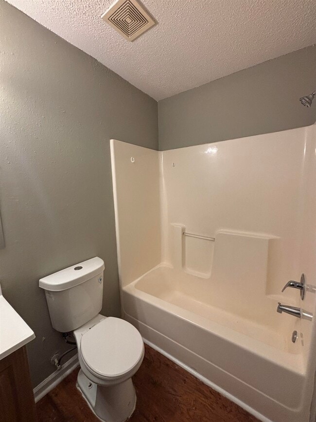 Building Photo - 4450 Arnold Cove
