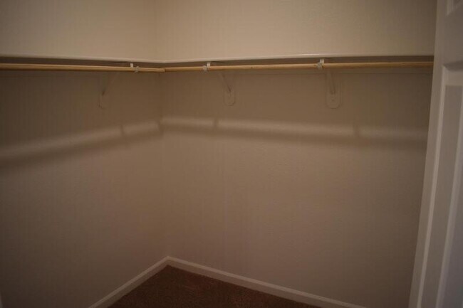 Building Photo - 1441 Bianchi Ln