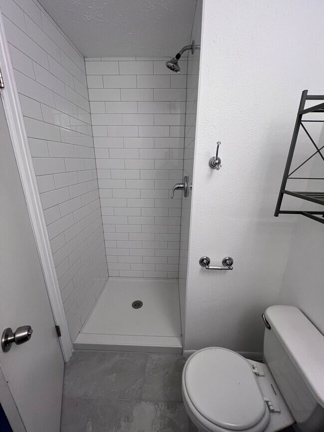 Building Photo - FANTASTIC 2 Bed 2 Bath Townhome in Lafayet...