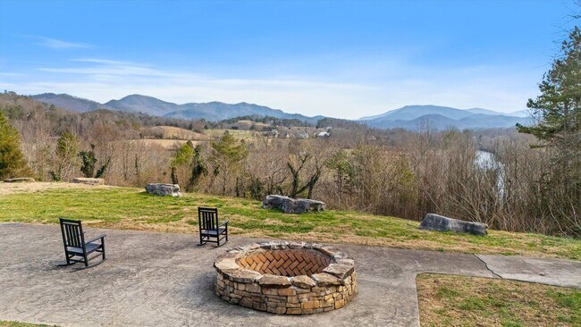 Building Photo - 235 Bishop Cap Cir