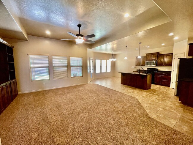 Building Photo - Pet-Friendly Five Bedroom Home w/Office, R...