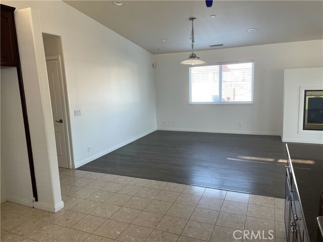 Building Photo - 138 W Canada