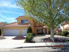 Building Photo - COMING SOON - Quartz Hill 5 Bedroom 3 Bath with 2292 sq. ft.