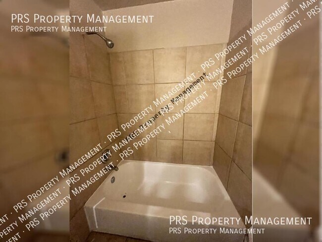 Building Photo - 157 W Inglewood St