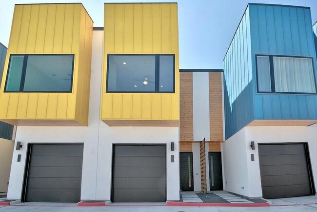 Building Photo - 2108 Tillery St