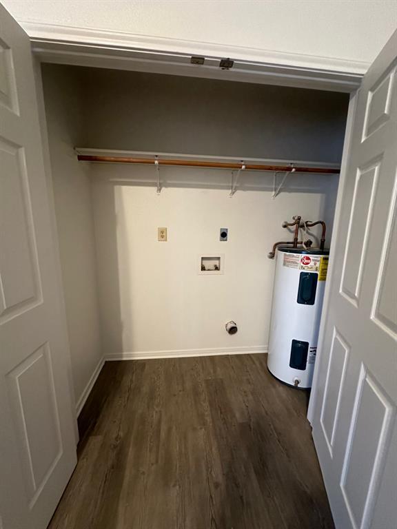 Building Photo - 717 Willowood