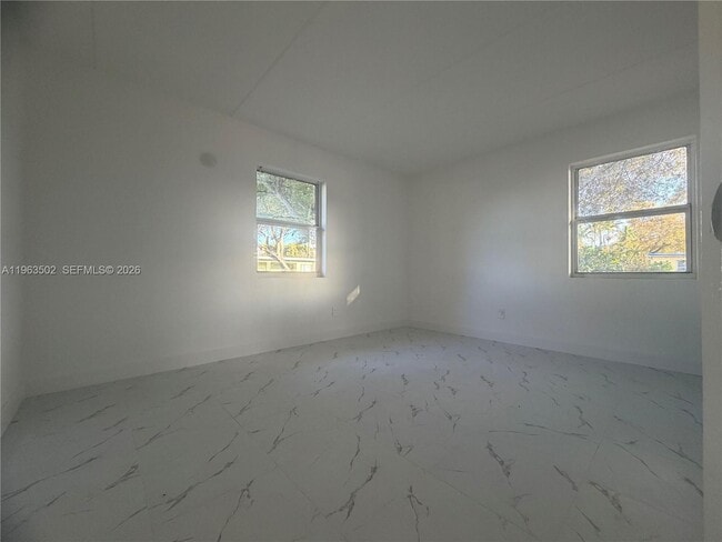 Building Photo - 301 NW 12th Ave